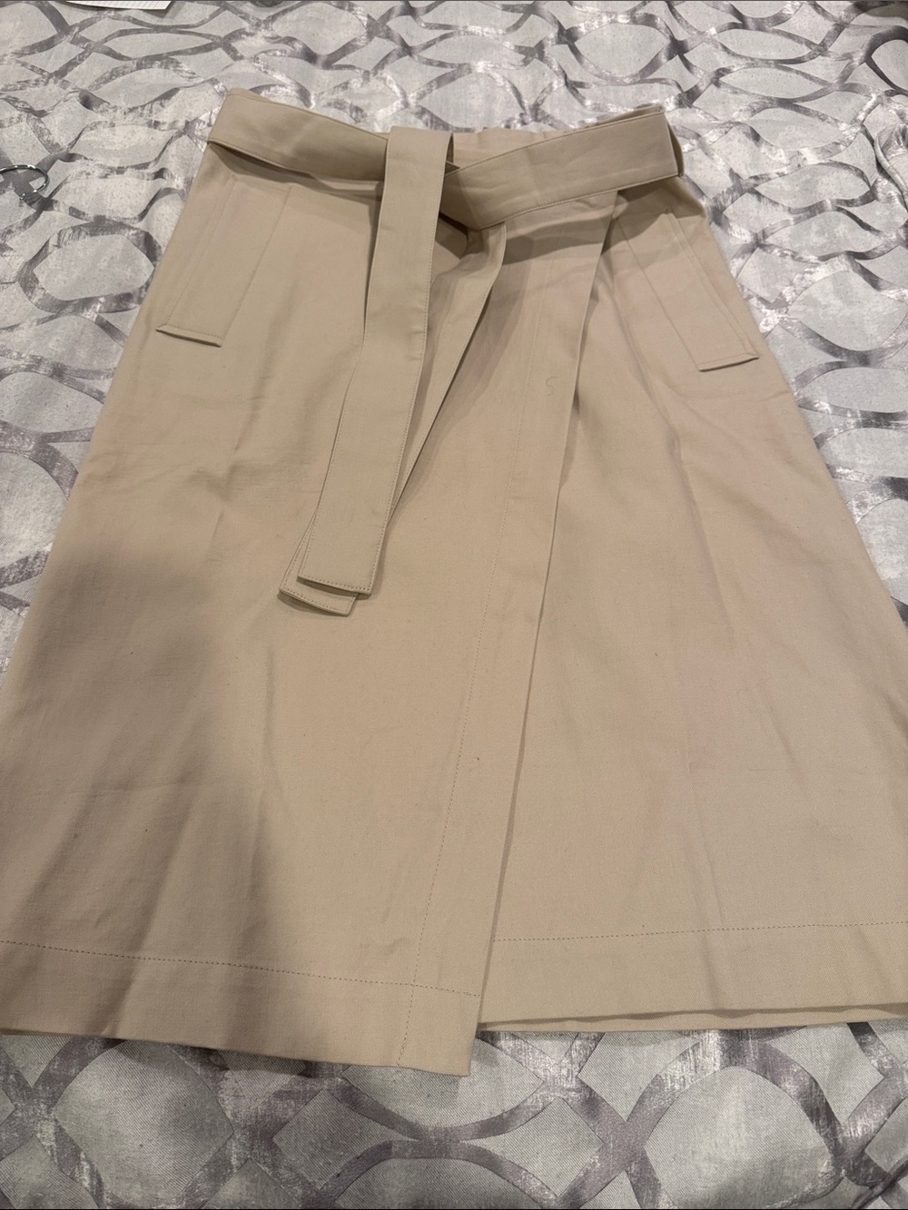 Banana Republic Light Beige Midi Wrap Skirt with Tie Belt